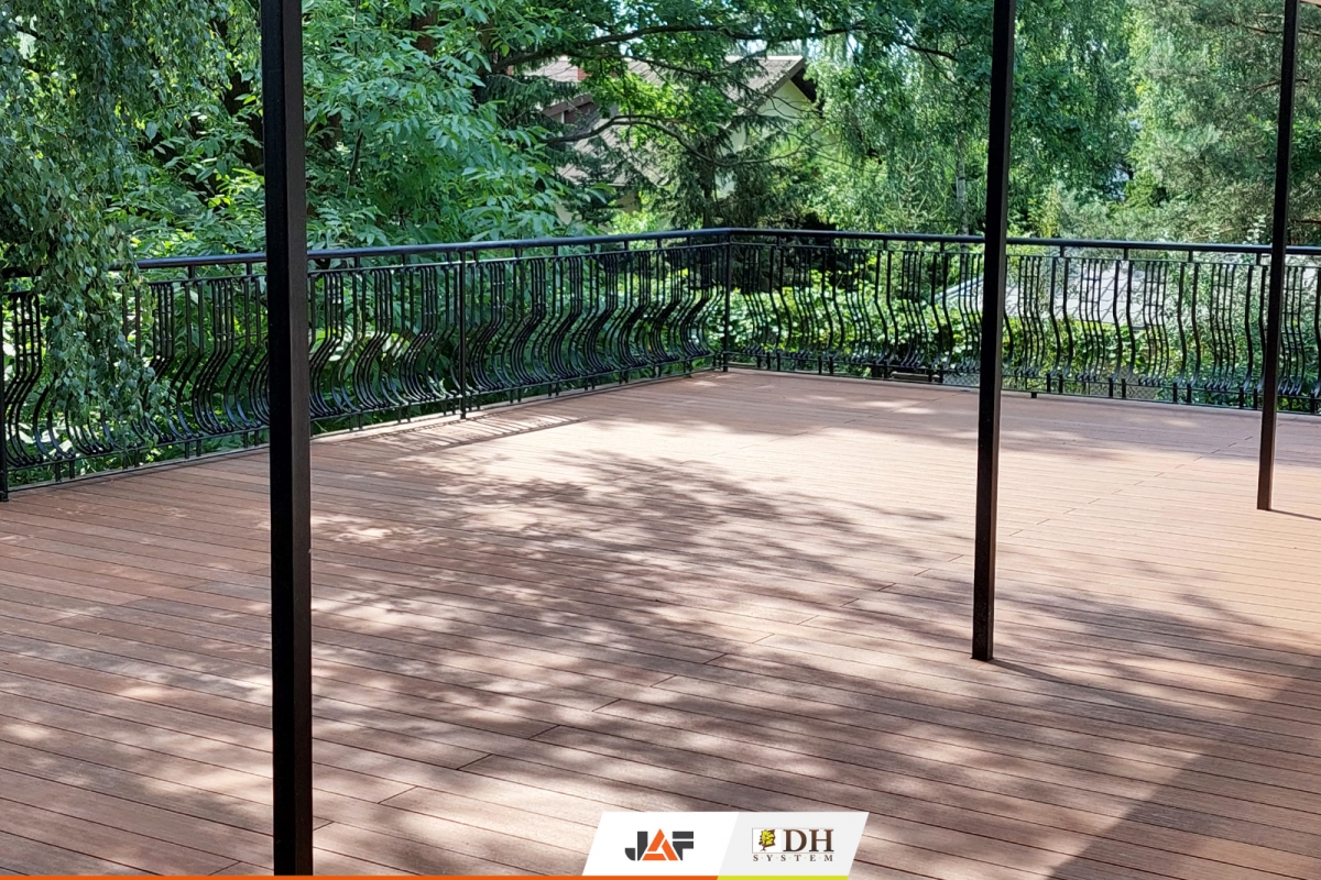 Gardin Deco Золотий Тік, Сулеювек, Польща