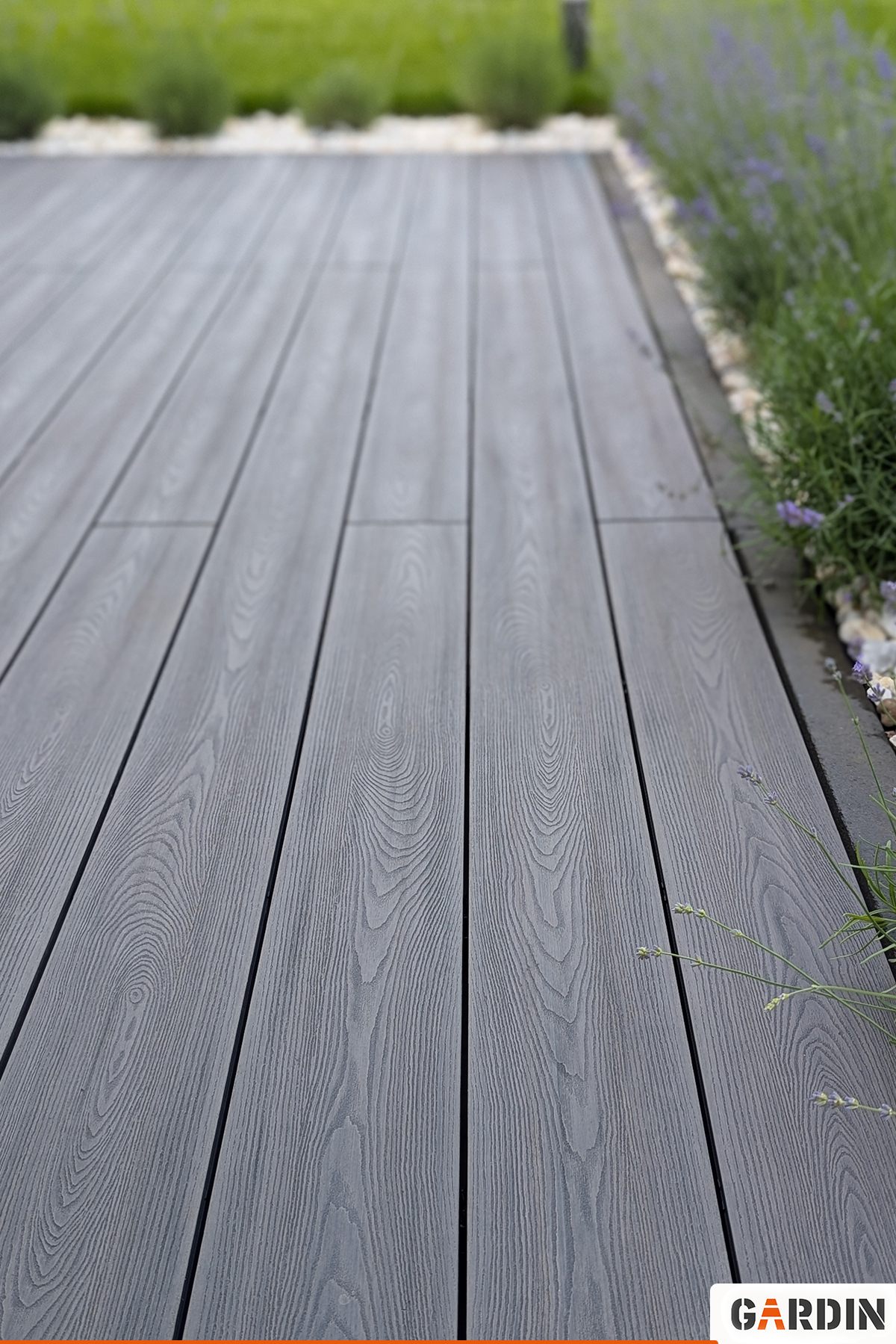 Тераса у передмісті Івано-Франківська - вишукана класика з Gardin Natur!