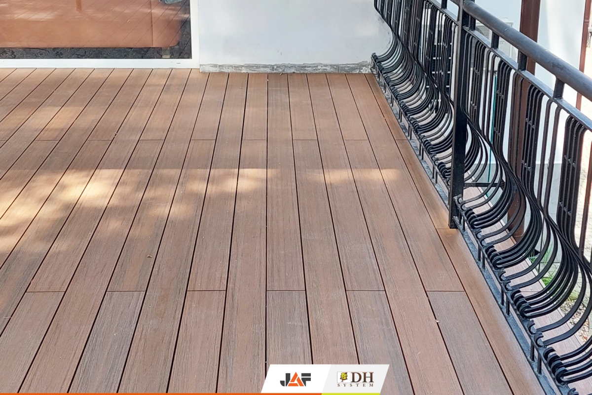 Gardin Deco Золотий Тік, Сулеювек, Польща