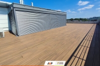 Gardin Natur Пісочний Тік - тераса на даху. Варшава, Польща